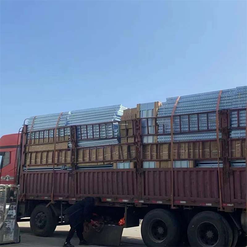 江西赣州上犹县到新疆阿勒泰富蕴县物流公司，一站式服务